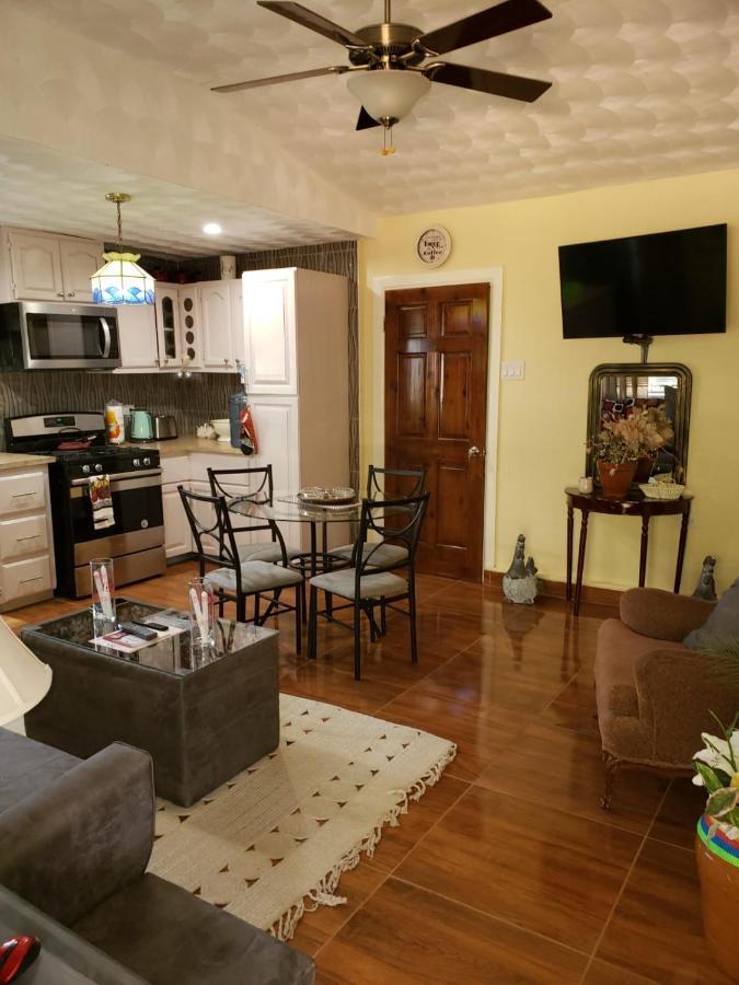 Cliffe Ranch Vila Mandeville Exterior foto