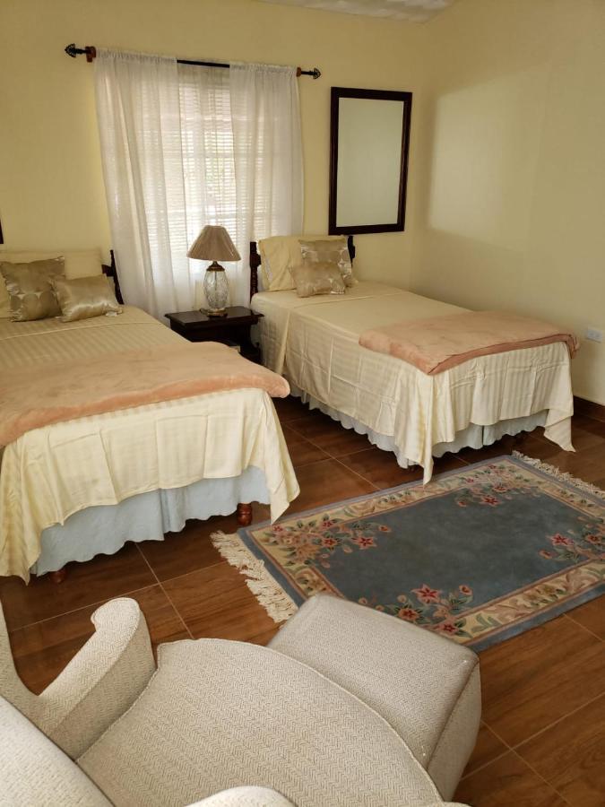 Cliffe Ranch Vila Mandeville Exterior foto