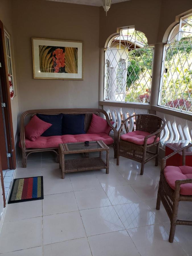 Cliffe Ranch Vila Mandeville Exterior foto