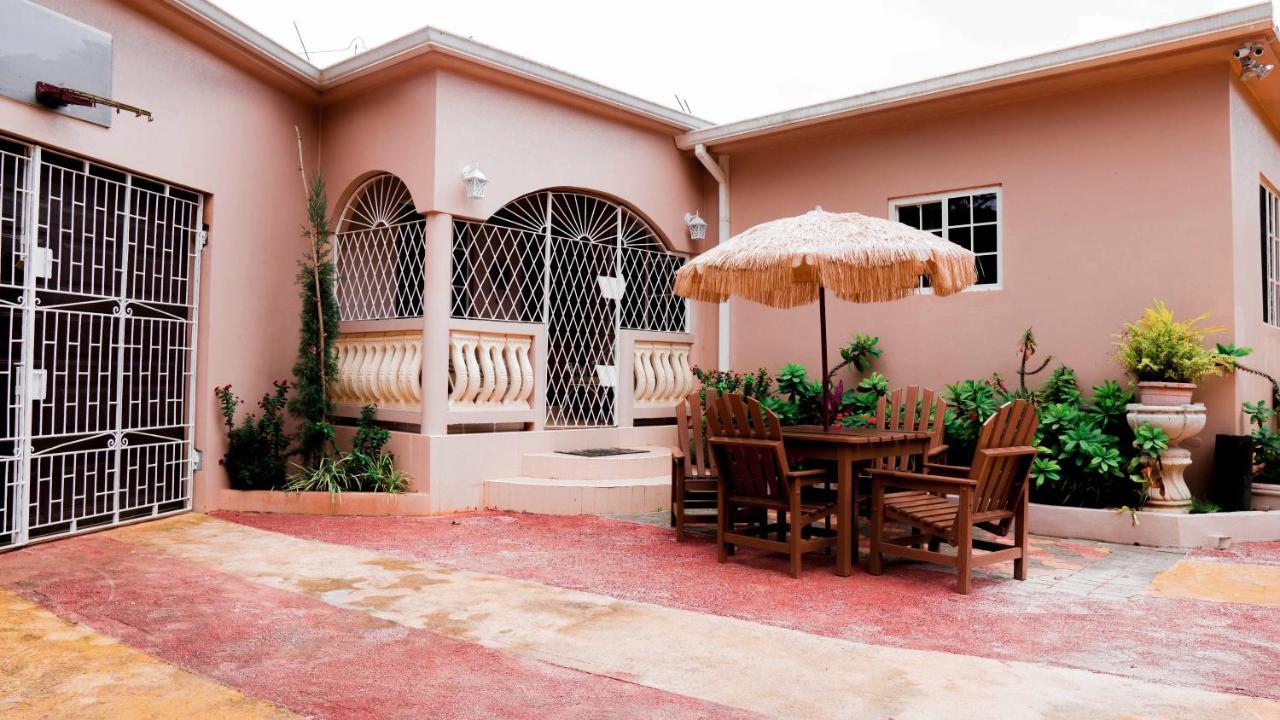 Cliffe Ranch Vila Mandeville Exterior foto